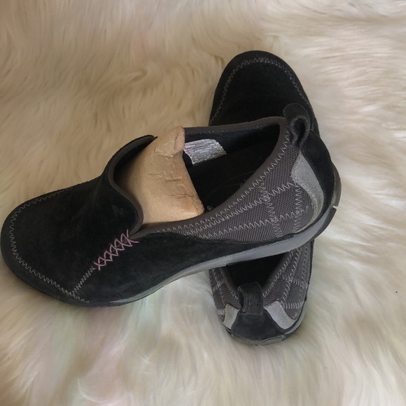 Merrell Shoes - Picture 3 of 5